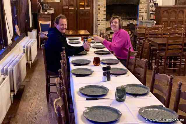 Lisa (29) en Didier (36) brengen singles samen voor etentje op Valentijn: “Het wordt een gezellige avond”