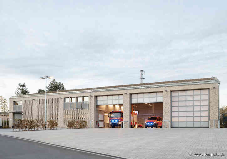 Sandfarbenes Lochmauerwerk
 - Feuerwehr in Dresden von Peter Zirkel Architekten