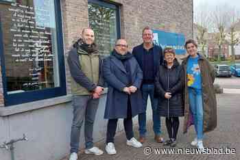 Poëzieweek afgetrapt met 350 weesgedichten in de streek