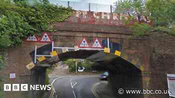 Calls for 'iconic' bridge graffiti to be repainted