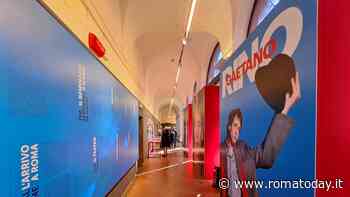 Rino Gaetano in mostra a Trastevere. L'omaggio di Cocciante: "Lui era un vero artista"