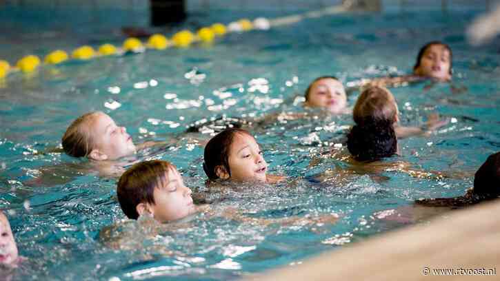 Terugkeer schoolzwemmen hard nodig: "Die gaat nooit veilig aan de overkant komen"