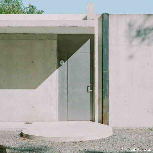 Alors Studio extends exposed-concrete home in rural France