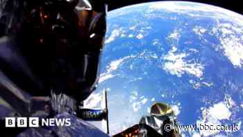 American lunar mission destroyed over Pacific Ocean