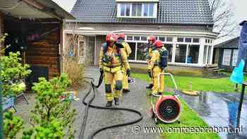 112-nieuws: vlam in de pan met oliebollen • auto vliegt in brand