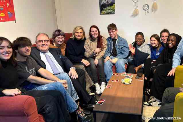 In Ajuinenstad waren ze een van de eerste, nu komen er in heel Vlaanderen veilige ontmoetingshuizen voor jongeren: “Extra locaties waren nodig, sommige jongeren komen van ver”