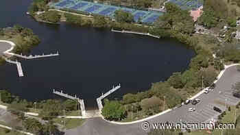 Crews work to repair overflowing sewer near Fort Lauderdale park