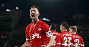 LIVE eredivisie | PSV dankzij Luuk de Jong op voorsprong, maar ook veel gemiste kansen tegen tien man Heracles