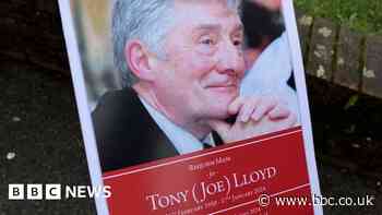 MPs gather for the funeral of Sir Tony Lloyd