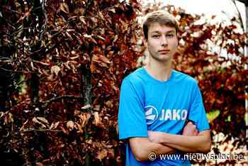 Mats (16) overwon leukemie en mag terug naar school: “Anderen kunnen zich dat moeilijk inbeelden”