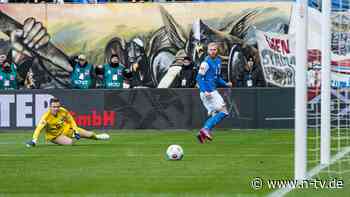 Fast-Abbruch in Paderborn: HSV erkämpft nur einen Punkt, Schalke zittert sich zum Sieg