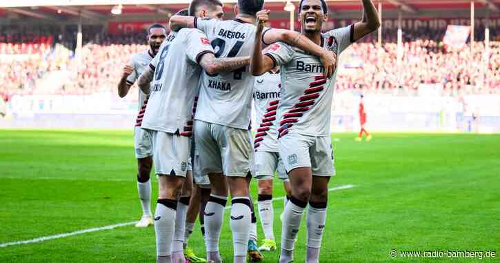 Leverkusen siegt, BVB patzt – Fans protestieren erneut
