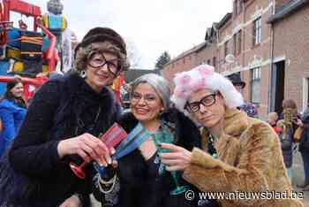 Carnavalsvierders ‘sjravelen’ van Boorsem naar Uikhoven