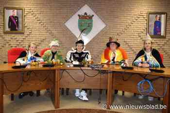 Prins Yentl drie dagen heer en meester over gemeente: “Mijn papa kijkt van hierboven mee”