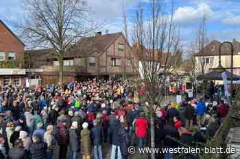 1500 Menschen setzen in Enger ein Zeichen gegen Faschismus