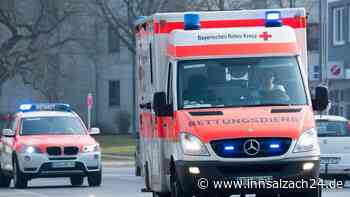 Mit dem Wagen gegen Brückengeländer geprallt: Mühldorferin (29) schwer verletzt