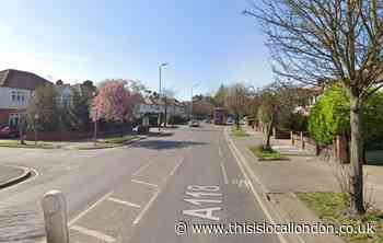 Man hit by car on Main Road, Gidea Park hospitalised