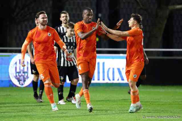 Eendracht Aalst staat dankzij twee treffers van Jesse Mputu weer alleen aan de leiding: “Deze zeges doen groep naar elkaar toegroeien”