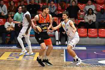 Eddy Casteels wipt met Leuven Bears naar negende plaats na zege tegen Okapi Aalst: “Hard werken loont”