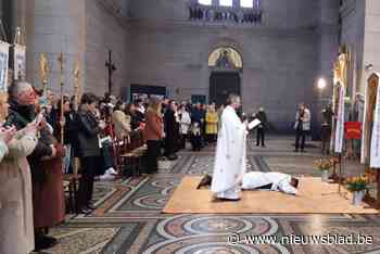 Bisdom Antwerpen heeft nieuwe diaken, die binnenkort ook papa wordt van eerste kindje