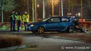 Vrouw (19) overleden na eenzijdig ongeluk in Deventer, twee mannen zwaargewond