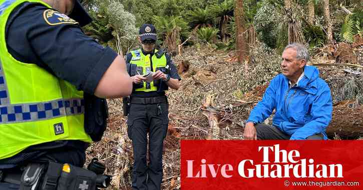 Bob Brown arrested at Tasmania logging protest – as it happened