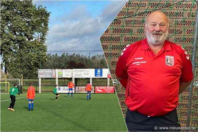 Scheidsrechter Johan (69) krijgt hartstilstand tijdens voetbalmatch, omstaanders redden zijn leven: “Dit had veel slechter kunnen aflopen”