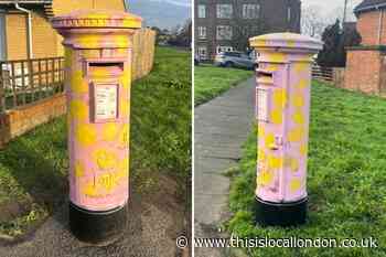 Dartford: Temple Hill postboxes painted like Mr Blobby