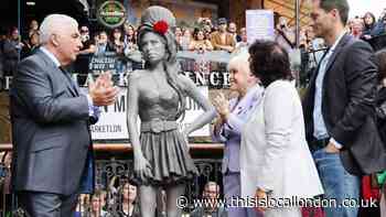 Palestinian flag sticker put on Amy Winehouse's Star of David