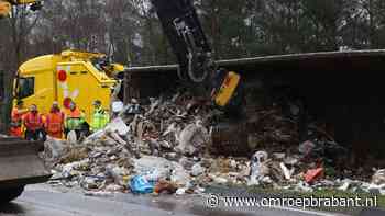 112-nieuws: bakwagen vat vlam in Raamsdonksveer • ravage bij afslag Best