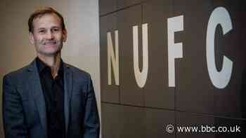 Manchester United make official approach for Newcastle's Dan Ashworth