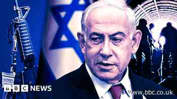 Israeli PM 'missed chance' to cut off Hamas cash, says ex-spy chief