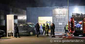 Brand bij bouwbedrijf, werknemers handelen snel en voorkomen erger