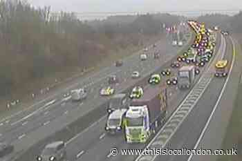 M25 Sevenoaks four-car crash causes delays and miles of traffic