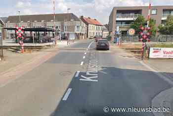Voetganger gewond na aanrijding aan station