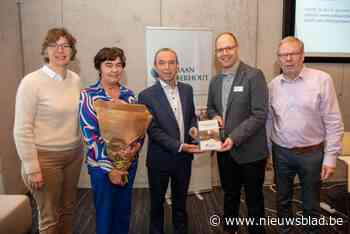 Nieuwe voorzitter stelt zeventiende jaarboek Juliaan Claerhoutkring voor