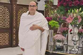 Voor zichzelf en zijn overleden broer en vader: Lummense basketbalcoach deed drie keer de bedevaart naar Mekka