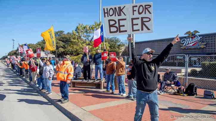 Teamsters target Bud Light parent Anheuser-Busch, Molson Coors