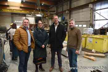 Staatssecretaris bezoekt bouwbedrijf Juri