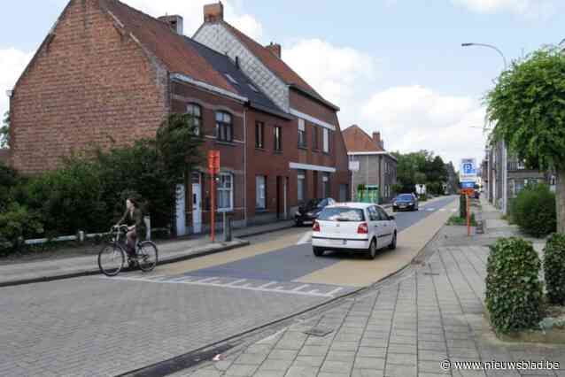 Bewoners bezorgd over definitieve invoering eenrichtingsverkeer Poelstraat: “We zullen in gemeenteraad aanwezig zijn om onze onvrede te tonen”