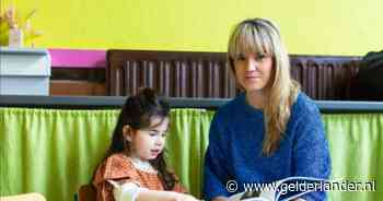 Drugscoördinator schrijft kinderboek dat afrekent met stereotypen: ‘Een boef is ook een bedrijf dat afval dumpt’