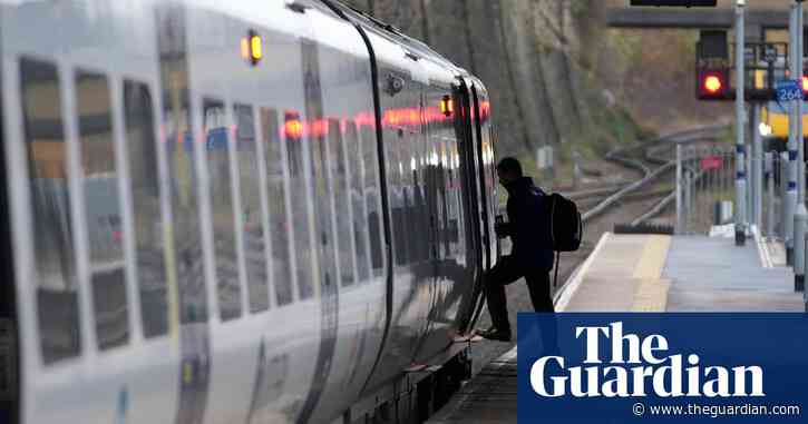 Draft rail reform bill published ‘fittingly late’, Labour says