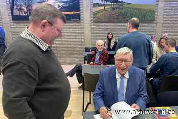 Tragische oorlogsherinneringen van Marcel (89) uit Vechmaal gebundeld in boek