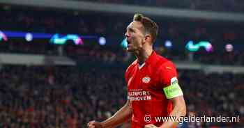 LIVE Champions League | Luuk de Jong benut makkelijk gegeven strafschop, PSV weer naast Dortmund
