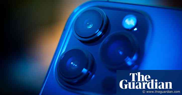 Stop putting your wet iPhone in rice, says Apple. Here’s what to do instead
