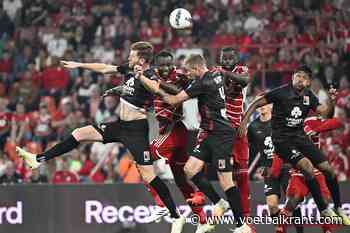 Standard-sterkhouder helemaal uit beeld verdwenen: Leko geen fan en spookblessure