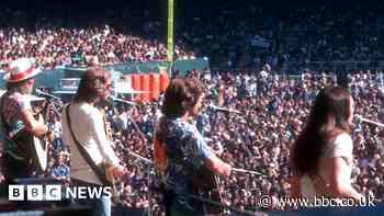 Handwritten Hotel California lyrics at heart of trial