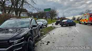 Unfall bei Kirchanschöring: Zwei Autos krachen ineinander - 30.000 Euro Schaden