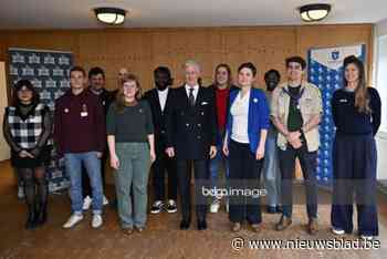 Koning Filip op bezoek bij de Ambrassade: “Het gaat goed met onze jongeren en dat komt mede dankzij ons”