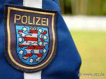 Gruppe wirft Pflasterstein durch Fenster – Dreister Dieb schlägt bei Symposium zu – Auf der Flucht gestürzt